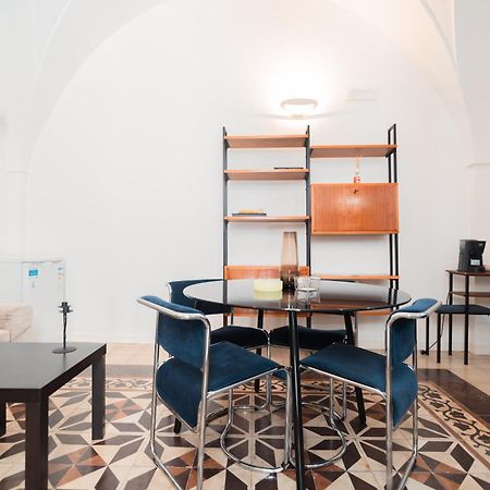 Donna Cristina Historic Apartment Lecce Kültér fotó